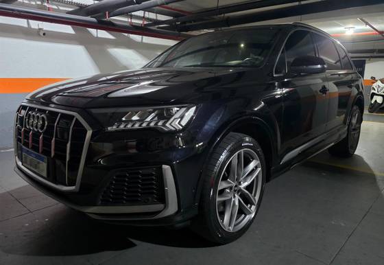 AUDI Q7 3.0 V6 TFSI MHEV QUATTRO S-LINE TIPTRONIC AUDI Q7 3.0 V6 TFSI MHEV QUATTRO S-LINE TIPTRONIC